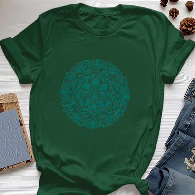 Olivenorma – T-Shirt mit grünem Lotus-Print