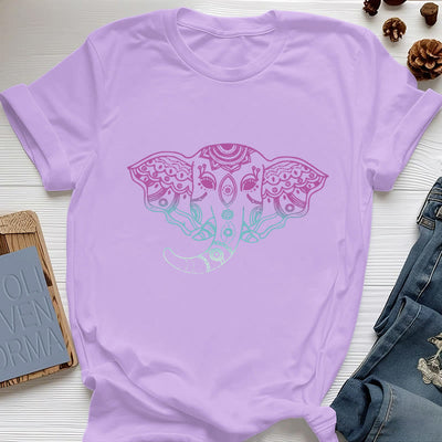 Olivenorma – Baumwoll-T-Shirt mit mystischem Elefanten-Mandala