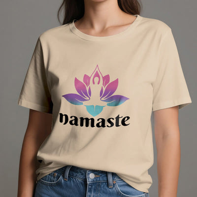 Olivenorma – T-Shirt aus Baumwolle mit „Namaste Lotus“-Print