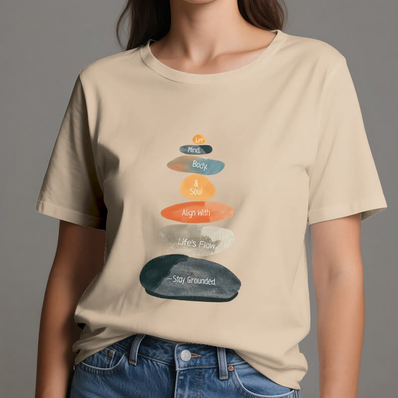 Olivenorma „Stay Grounded“ Leichtes spirituelles Baumwoll-T-Shirt - image 11