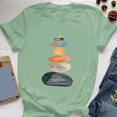Olivenorma „Stay Grounded“ Leichtes spirituelles Baumwoll-T-Shirt - Hellgrün - 2XL - image 18