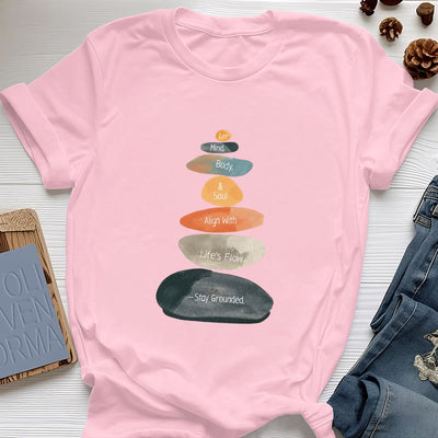 Olivenorma „Stay Grounded“ Leichtes spirituelles Baumwoll-T-Shirt - Rosa - 2XL - image 14