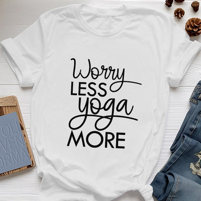 Olivenorma Yoga-T-Shirt mit dem Aufdruck „Worry Less, Yoga More“ - Weiß - 2XL - image 6