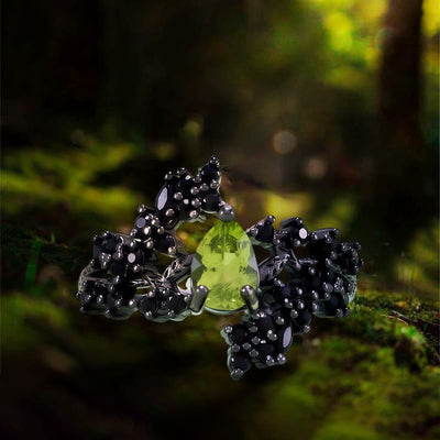 Olivenorma Aphrodites Blütenring - Peridot & Obsidian - image 1