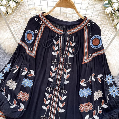 Olivenorma Vintage Damenhemd im europäischen Hofstil mit Stickerei