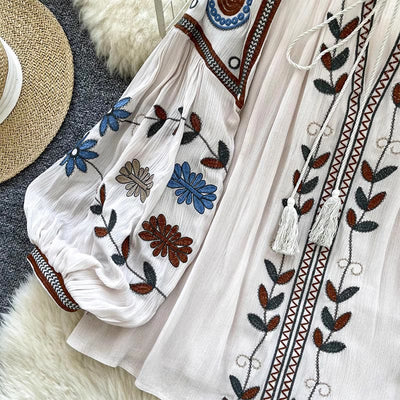 Olivenorma Vintage Damenhemd im europäischen Hofstil mit Stickerei