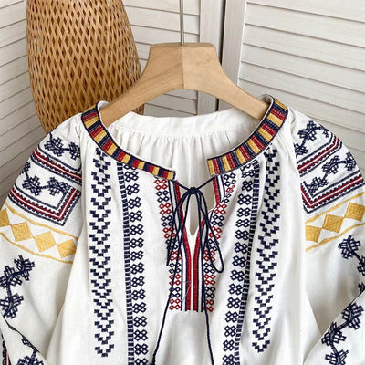 Olivenorma Damenhemd im Bohemian-Stil mit Stickerei und Laternenärmeln