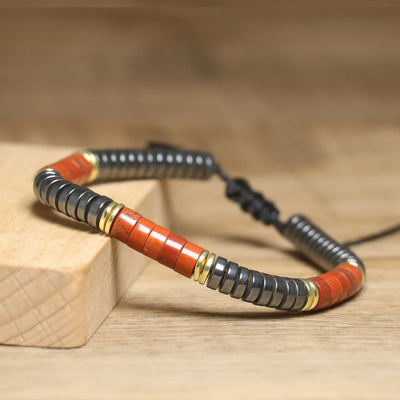 Olivenorma – Verstellbares, geflochtenes Perlenarmband mit Naturkristallen - image 11