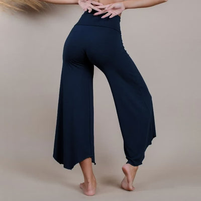 Olivenorma – Kurze Yoga-Schlaghose mit hoher Taille - image 22