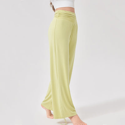 Olivenorma – Yogahose aus Viskose mit hoher Taille und lockerer Passform und Raffung - image 8