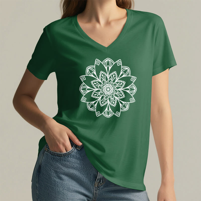 Olivenorma Mandala Floral Tee V-Ausschnitt Regular Fit Lotus Spirituelles T-Shirt - image 19