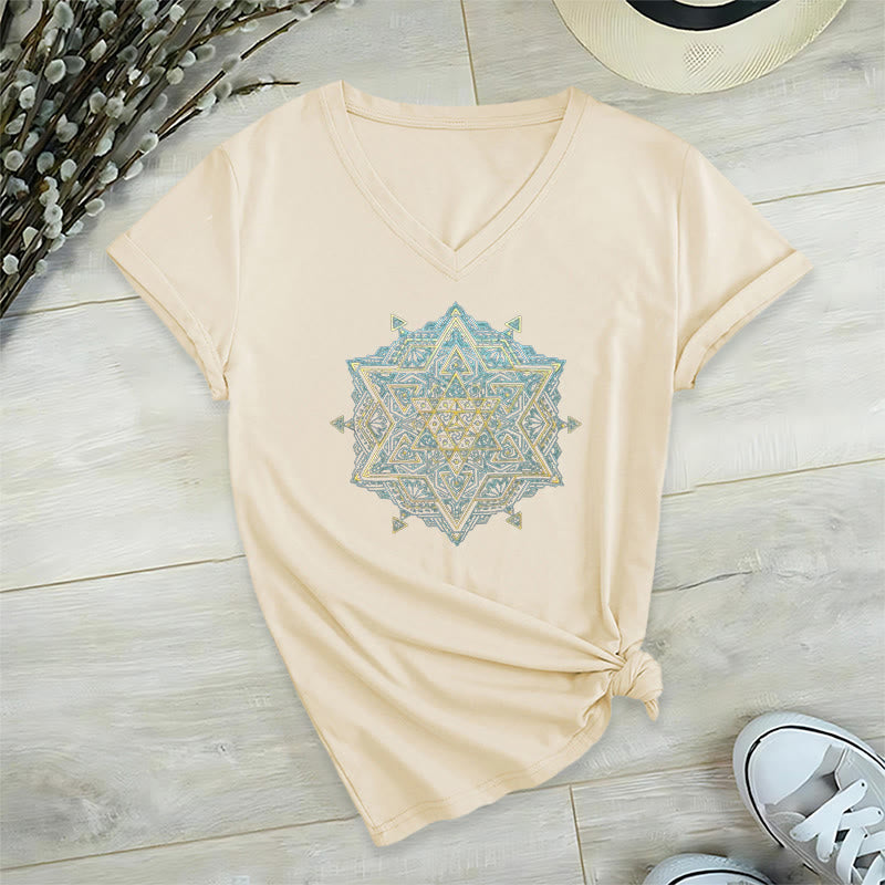Olivenorma Metatros Würfelsymbol Heilige Geometrie Heilung Tee V-Ausschnitt Spirituelles T-Shirt - Beige - 2XL - image 15