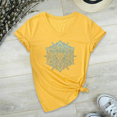 Olivenorma Metatros Würfelsymbol Heilige Geometrie Heilung Tee V-Ausschnitt Spirituelles T-Shirt - Gelb - 2XL - image 17