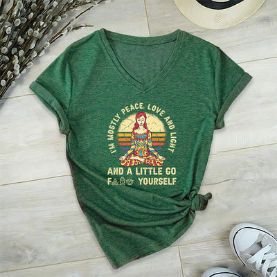 Olivenorma Yoga-T-Shirt „Ich bin hauptsächlich Frieden, Liebe und Licht“ - Dunkelgrün - 2XL - image 10