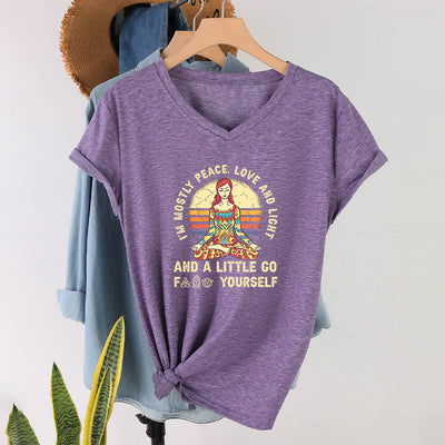 Olivenorma Yoga-T-Shirt „Ich bin hauptsächlich Frieden, Liebe und Licht“ - image 38