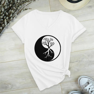 Olivenorma Yin Yang Baum Yoga Meditation T-Shirt mit V-Ausschnitt - Weiß - 2XL - image 4