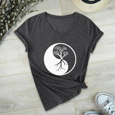 Olivenorma Yin Yang Baum Yoga Meditation T-Shirt mit V-Ausschnitt - Grau - 2XL - image 1