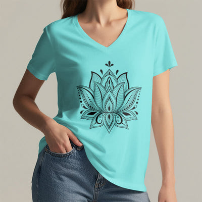 Olivenorma Mandala Lotusblume T-Shirt mit V-Ausschnitt - image 25