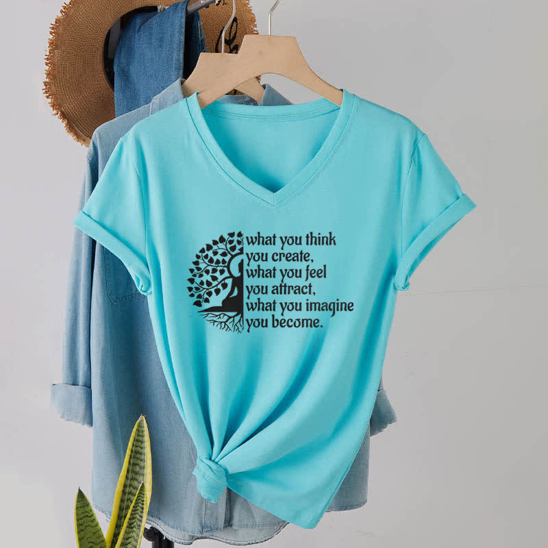 Olivenorma T-Shirt mit V-Ausschnitt „Was du denkst, erschaffst du“ - Seeblau - 2XL - image 23