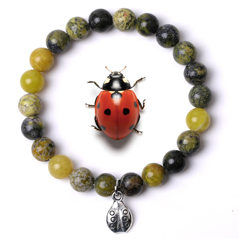 Olivenorma Lucky 7 Marienkäfer-Charm-Edelsteinarmband - Saatgrün Türkis - image 3