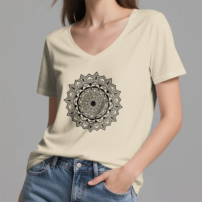 Olivenorma Mandala Lotus Boho Flower Yoga T-Shirt mit V-Ausschnitt - image 22