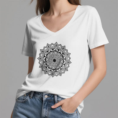 Olivenorma Mandala Lotus Boho Flower Yoga T-Shirt mit V-Ausschnitt - image 4