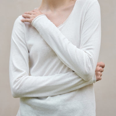 Olivenorma Einfarbiges Langarm-Oberteil mit U-förmigem Kragen und gerolltem Kragen für Damen - image 5