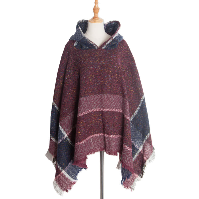 Olivenorma – Gemütlicher Pullover-Poncho-Schal mit Fischgrätenmuster - Burgund - image 17