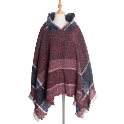 Olivenorma – Gemütlicher Pullover-Poncho-Schal mit Fischgrätenmuster - Burgund - image 17