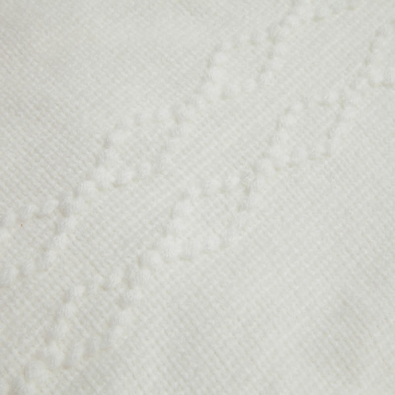 Olivenorma – Flauschiger, elfenbeinfarbener Cardigan-Schal aus Acryl - image 23
