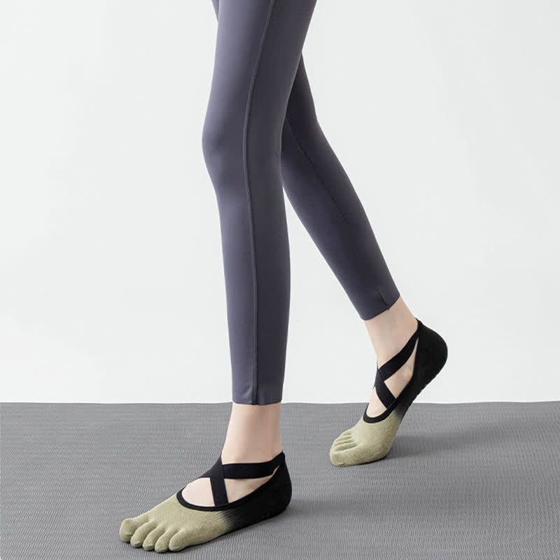 Olivenorma Fünf-Zehen-Gradienten-Yogasocken mit rutschfesten Riemen - image 10