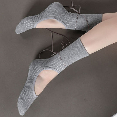 Olivenorma Fitness-Yoga-Socken mit Kordelzug, rutschfest und ohne Fersenriemen - image 15