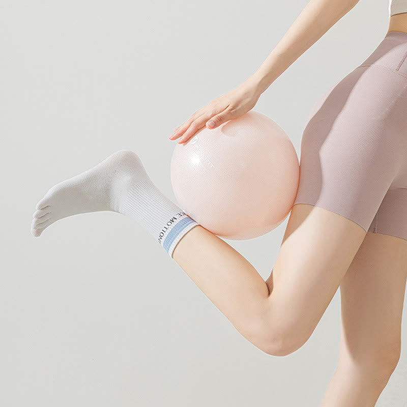 Olivenorma Atmungsaktive Fünf-Zehen-Yogasocken mit rutschfestem Silikon-Grip, mittelhoch geschnitten - image 11