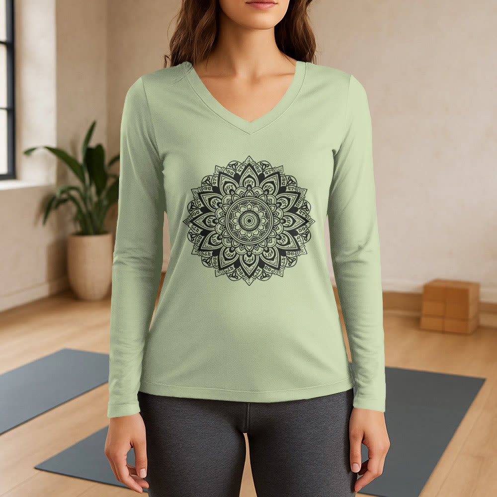 Olivenorma Yoga-Langarmshirt mit geometrischem Lotusblumenmuster - Hellgrün - 3XL - image 0