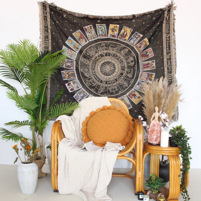 Olivenorma Tarotkarten-Kompass gewebte Boho-Decke mit Quasten