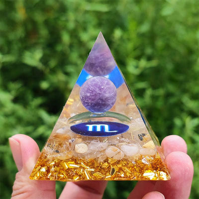 Olivenorma Amethyst mit klarem Quarz Skorpion Zodiac Orgon-Pyramide