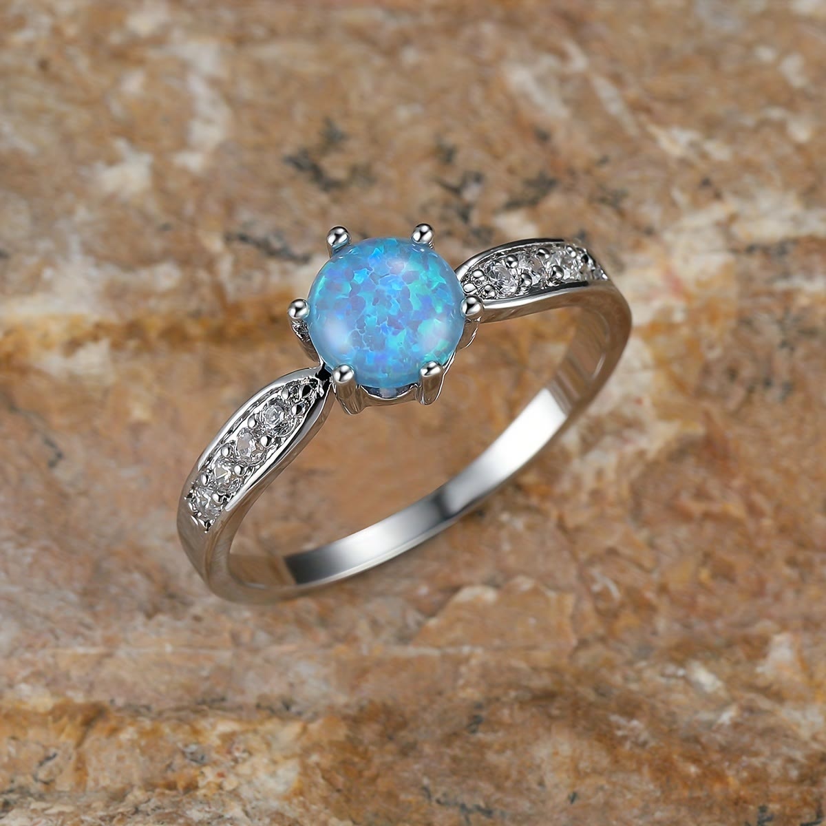 Olivenorma Sechs Krallen Runder Opal Randband Ring