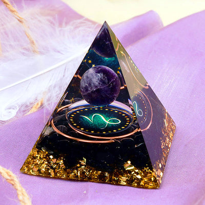 Olivenorma Amethyst-Kugel mit Obsidian-Zodiac-Steinbock-Orgon-Pyramide 