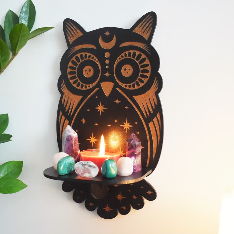 Olivenorma Celestial Owl Altar Kristallregal