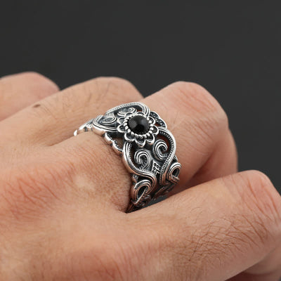 Olivenorma Ethnischer Einstellbarer Ring mit Schwarzem Onyx-Muster