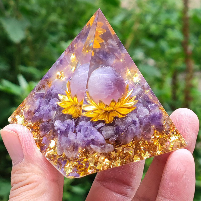 (Abverkauf 30% RABATT / CODE: OFF30) - Olivenorma Lepidolite Stone Orgone Pyramide 