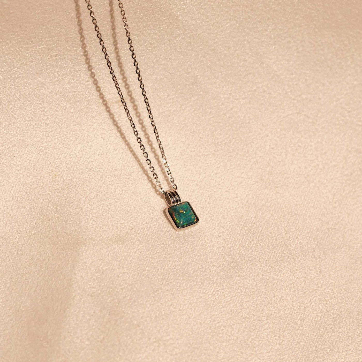 Olivenorma Bunte Opal Liebe Quadratische Anhänger 18k Gold Halskette - image 16