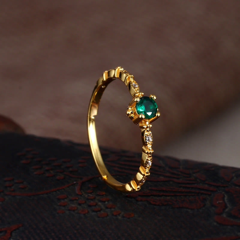 Olivenorma "Elegant Lover" - Smaragd-Exquisiter Ring 