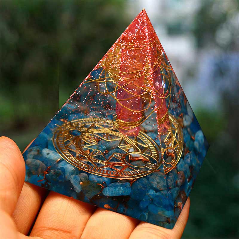 Olivenorma Roter Quarz mit Lapislazuli Orgon-Pyramide 