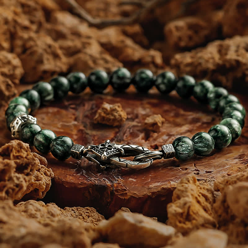 Olivenorma „Quiet“ Natur Seraphinite Perlen Armband 