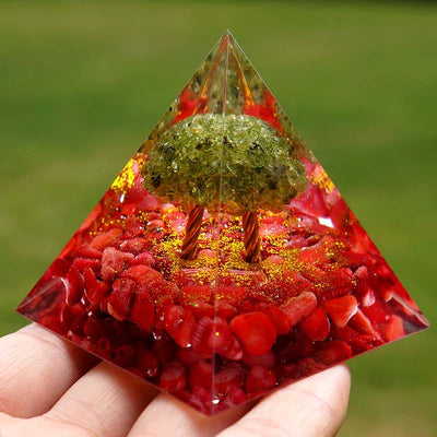 Olivenorma Peridot Mit Roter Koralle Baum Des Lebens Orgon-Pyramide