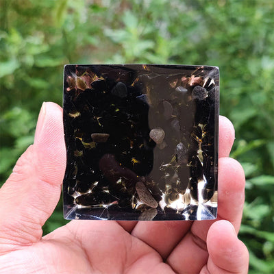 Olivenorma Obsidian mit Peridot Baum des Lebens Orgone Pyramide