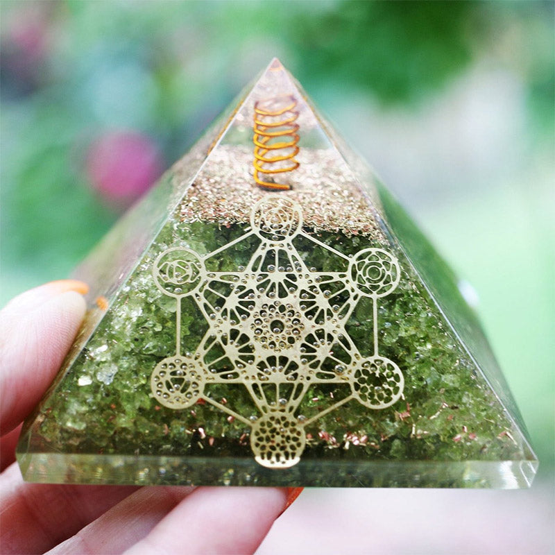 Olivenorma Peridot Metatrons Würfel Orgon-Pyramide