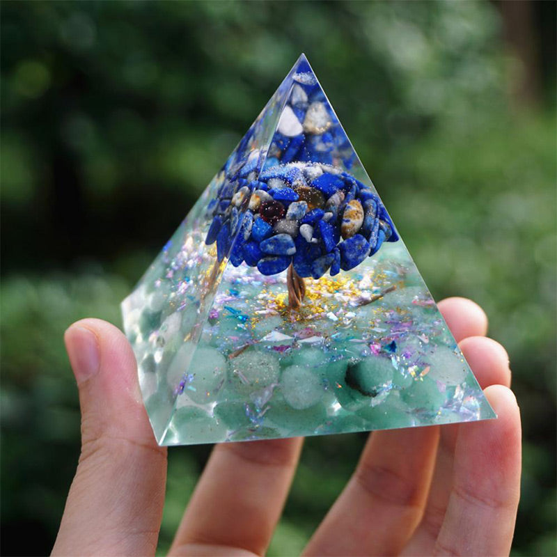 Olivenorma Lapis Lazuli mit grünem Aventurin Lebensbaum Orgon-Pyramide