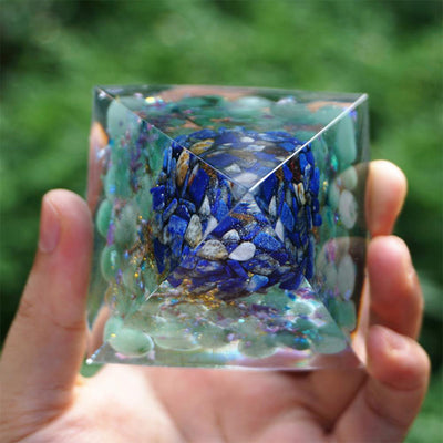 Olivenorma Lapis Lazuli mit grünem Aventurin Lebensbaum Orgon-Pyramide